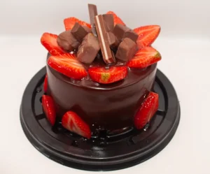 pastel de fresa individual Pastel de chocolate con fresas individual